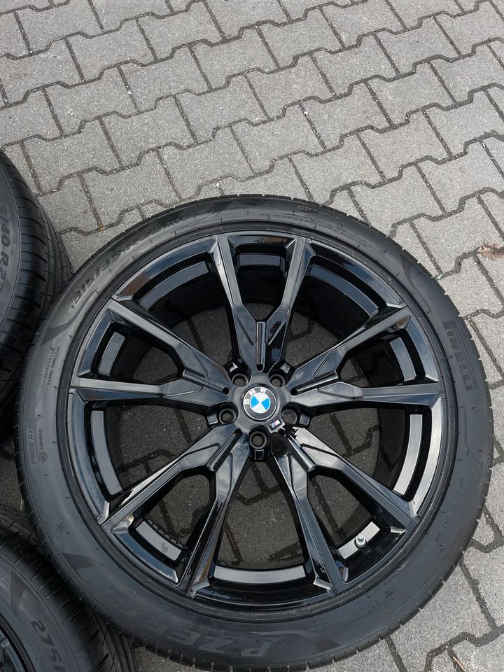 ☀️ ☀️ ☀️ Reifen NEU Pirelli BMW M755 22 Zoll X7 G07 LCI RDCi Felgen Facelift Sommer Sommerräder Sommerkompletträder Sommerreifen schwarz in Bottrop