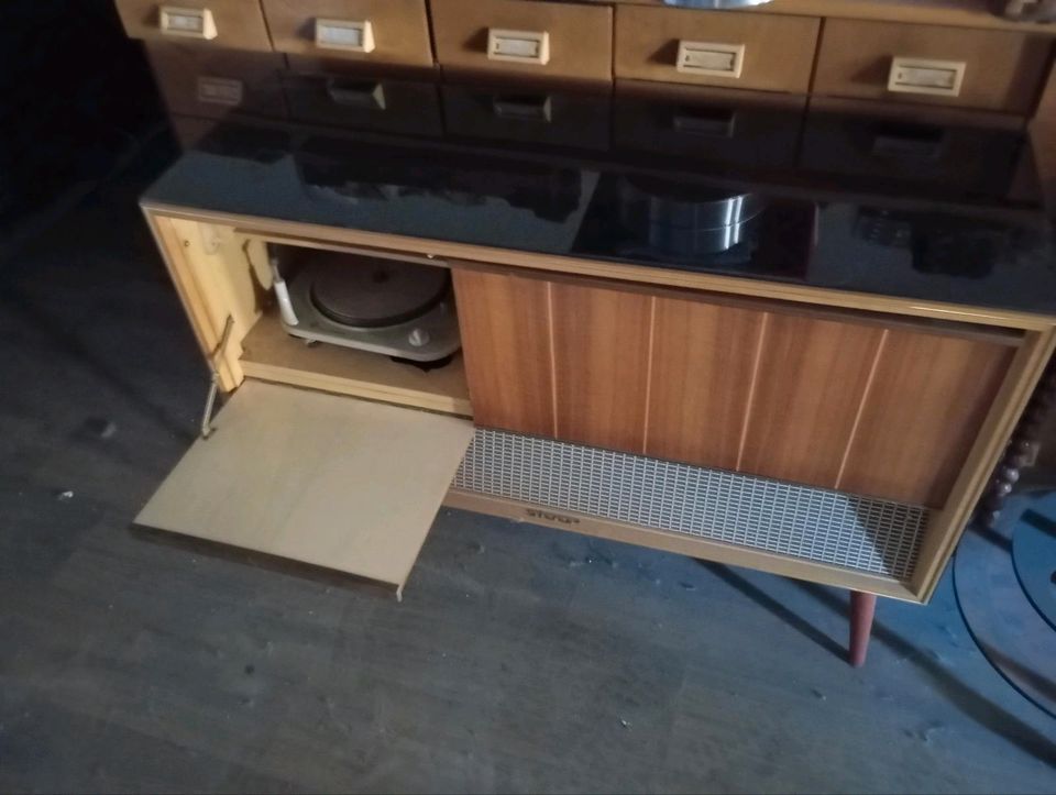 DDR Retro Musikschrank, Box... Radio+Schallplatten-Spieler in Bad Gottleuba-Berggießhübel