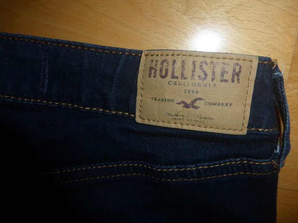 Jeans von Hollister in Gr. W 24 L 31, WIE NEU in Adlkofen