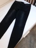 Schwarze Jeans von Esprit 30/32 Niedersachsen - Steinfeld Vorschau