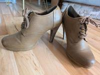 S.Oliver - beige Stiefeletten - Gr. 39 Baden-Württemberg - Laupheim Vorschau