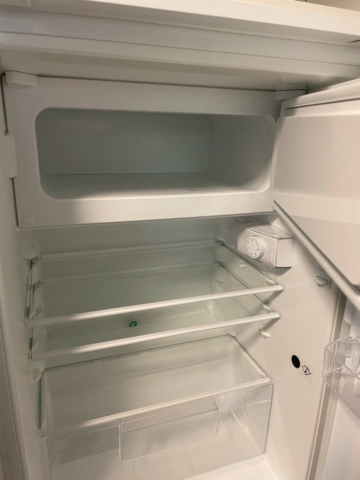 Ikea Einbaukühlschrank Svalkas in Nürnberg (Mittelfr)