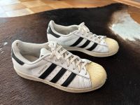 Adidas Superstar 40 2/3 schwarz weiß beige Bayern - Ingolstadt Vorschau