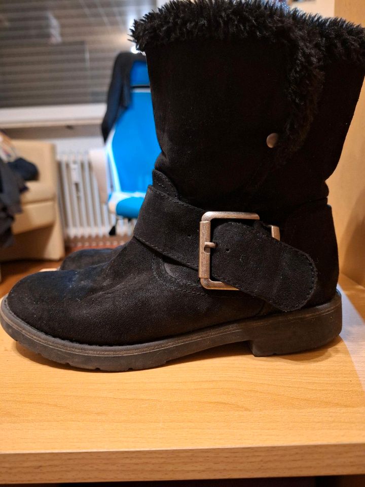 Winterschuhe Größe 37 in Weiterstadt