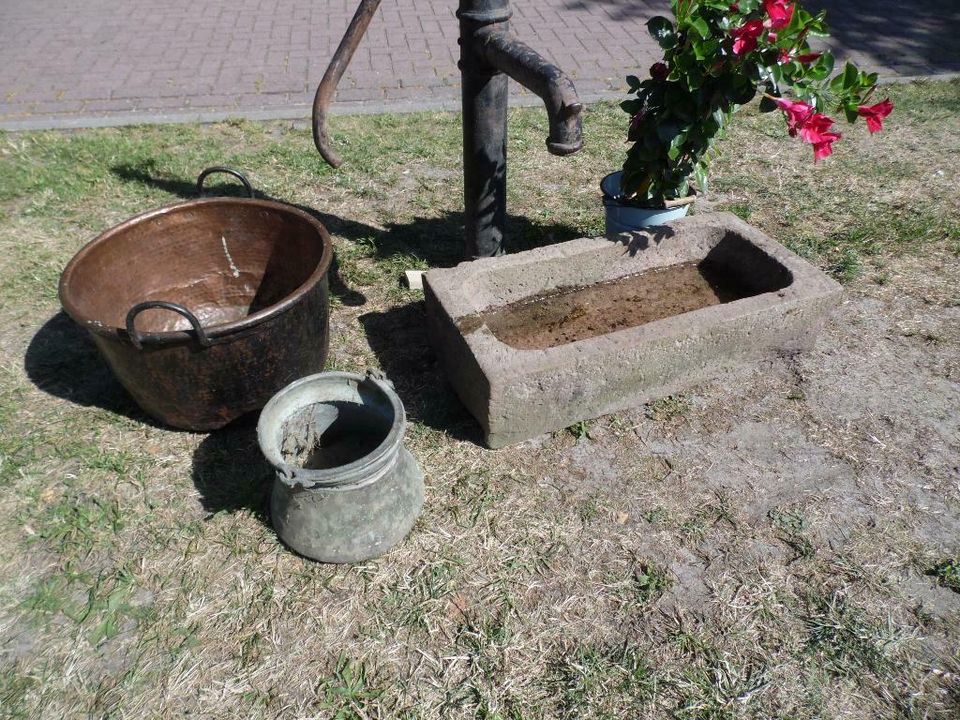 Schwengelpumpe Handpumpe Trog Wasserspiel Kupferkessel in Sachsen