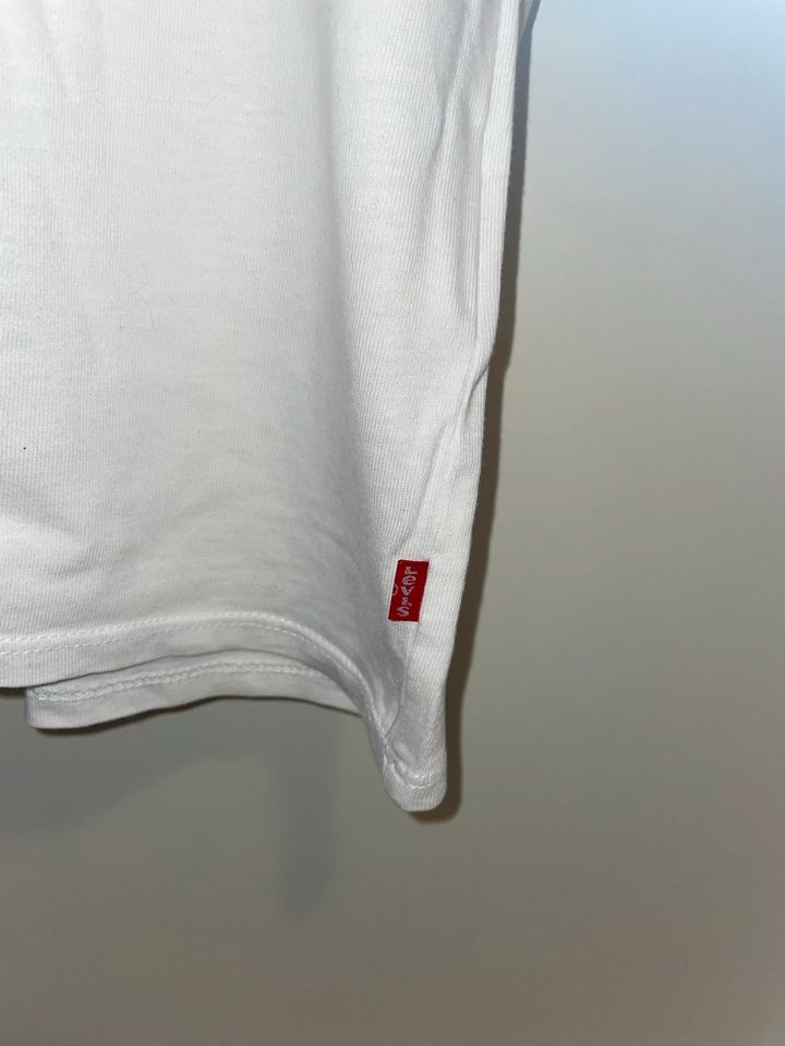 Levis T-Shirt | weiß | Gr. L in Wetter (Hessen)