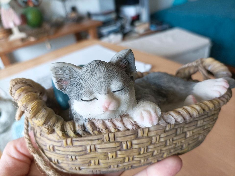 Niedliche kleine Katzen Deko Figuren grau f. drinnen & draußen in Gievenbeck