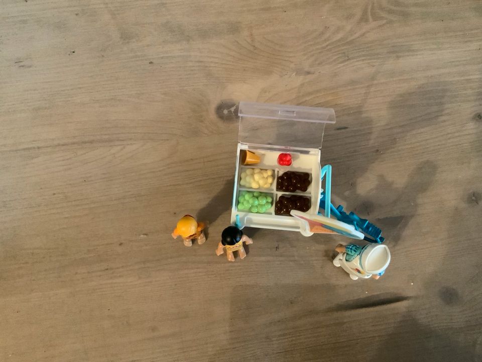 Playmobil Eisverkäufer, Eiswagen in Lieth