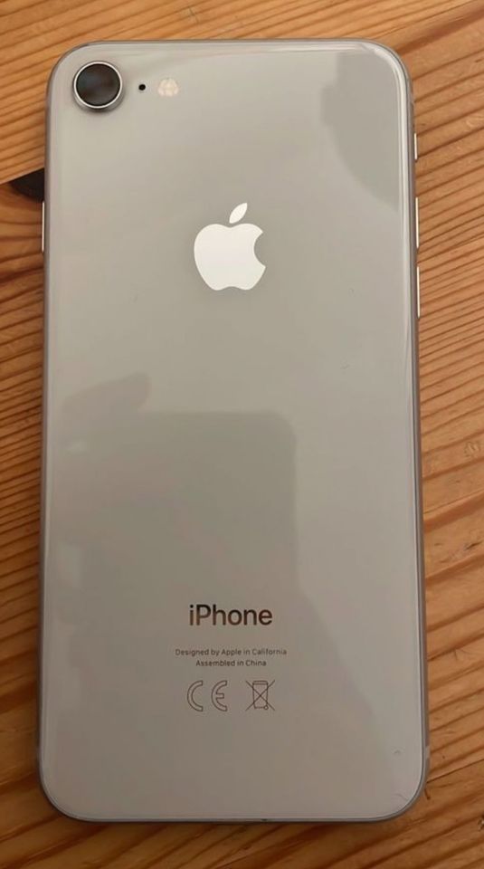 iPhone 8 in sehr gutem Zustand, 64GB, weiß in Tübingen