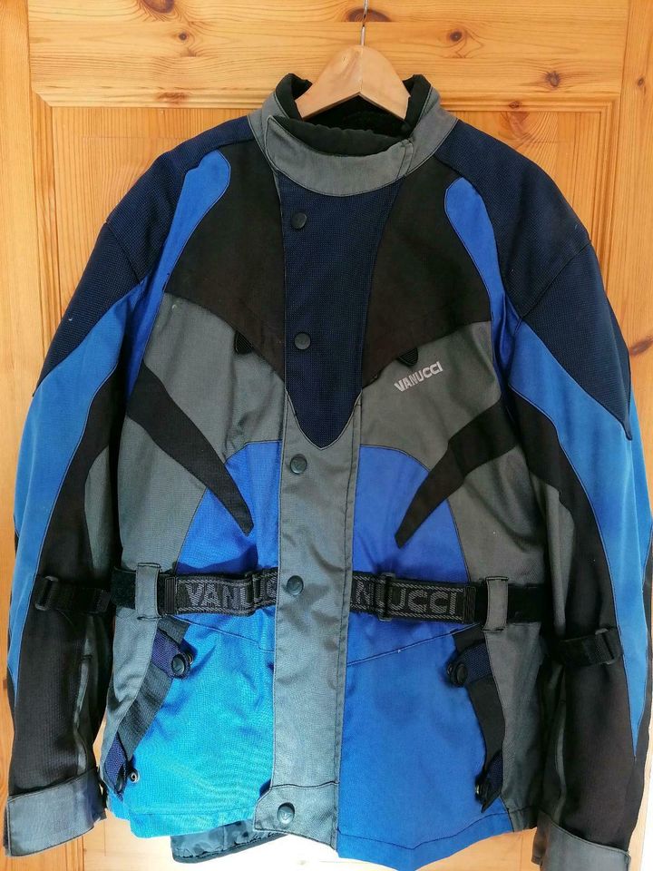 Motorradjacke, Vanucci in Osten Oste