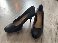 Damenschuhe Tamaris gr. 39 Sachsen - Burgstädt Vorschau
