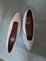 Brautschuhe Pumps gr.41 echt Leder Italy Brandenburg - Großzerlang Vorschau