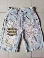 Tolle Jeans Bermuda Gr. 36, used-look mit Flicken / Rissen Niedersachsen - Isenbüttel Vorschau