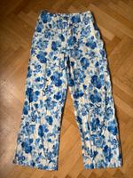 Mango Hose Gr. M Blumenmuster Blau Weiß leichter Stoff Sommerhose Hessen - Offenbach Vorschau
