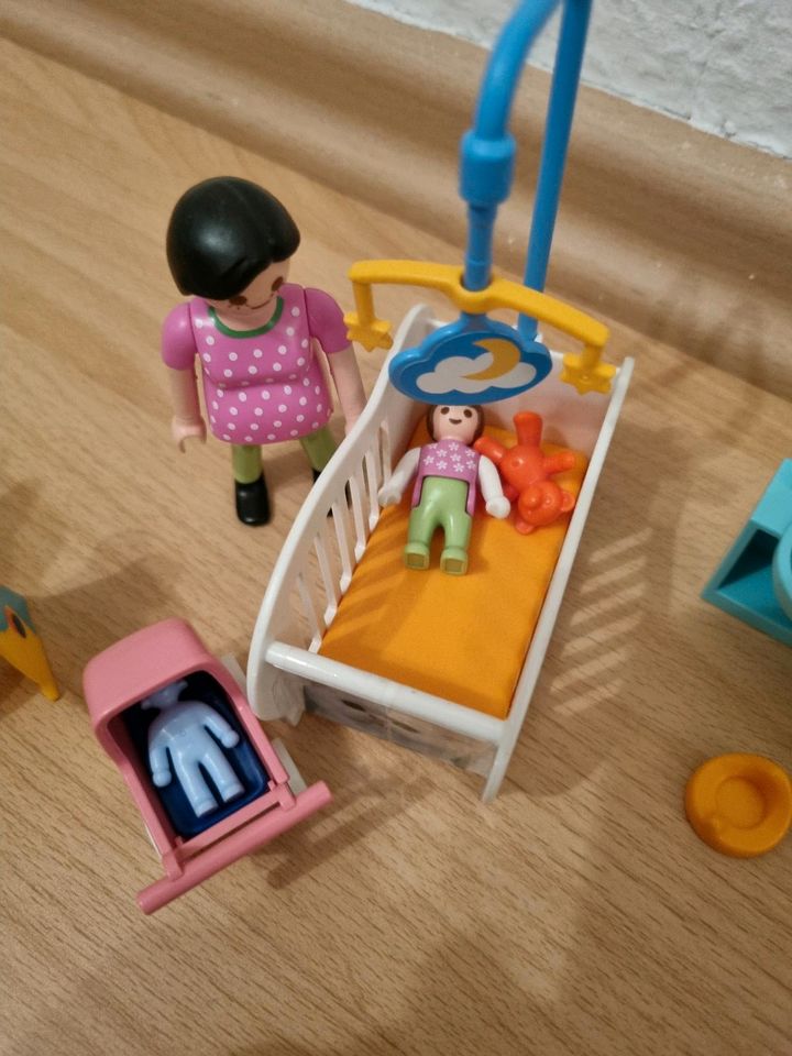 Playmobil Jugendzimmer und Babyzimmer mit Zubehör in Aachen