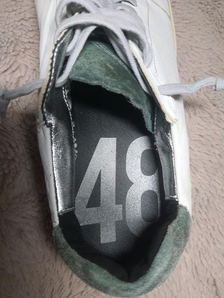 P448 Sneaker/Schuhe in Krefeld