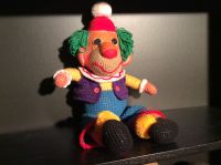 Neu Clown-Puppe gehäkelt Häkelpuppe Strickpuppe Handarbeit Kreis Pinneberg - Elmshorn Vorschau