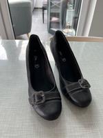 s Oliver Pumps Schuhe schwarz Gr 38 Damen Niedersachsen - Papenburg Vorschau
