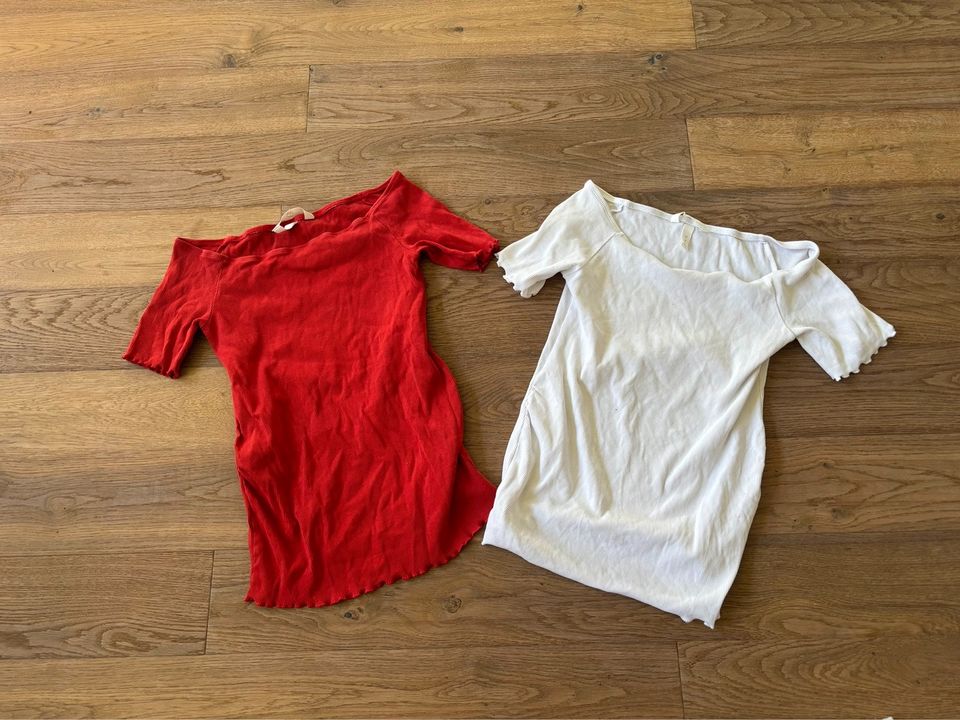 2 Umstandsshirts H&M Mama M weiß rot in Biessenhofen