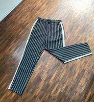 ASOS Hose Gr. XXS/32 neu schwarz weiß Streifen Anzughose 164/172 Baden-Württemberg - Weinheim Vorschau