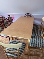 Einen Tisch mit 4 Stühlen Niedersachsen - Barßel Vorschau
