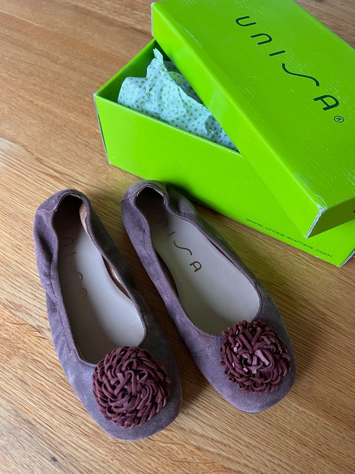 UNISA Ballerinas Gr.33 Kinder merlot Edel Hochzeit Weihnachten in Königsbrunn