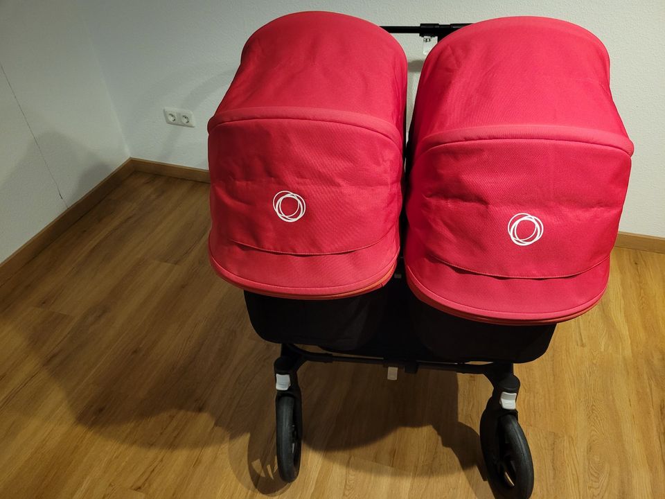 Bugaboo Donkey 3 Twin Red/FULL Black Zwillings-/Geschwisterwagen in Neustadt