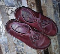 Clarks weinrot bequeme Schuhe Sneaker echt Leder 39 39,5 Öko Bayern - Prutting Vorschau