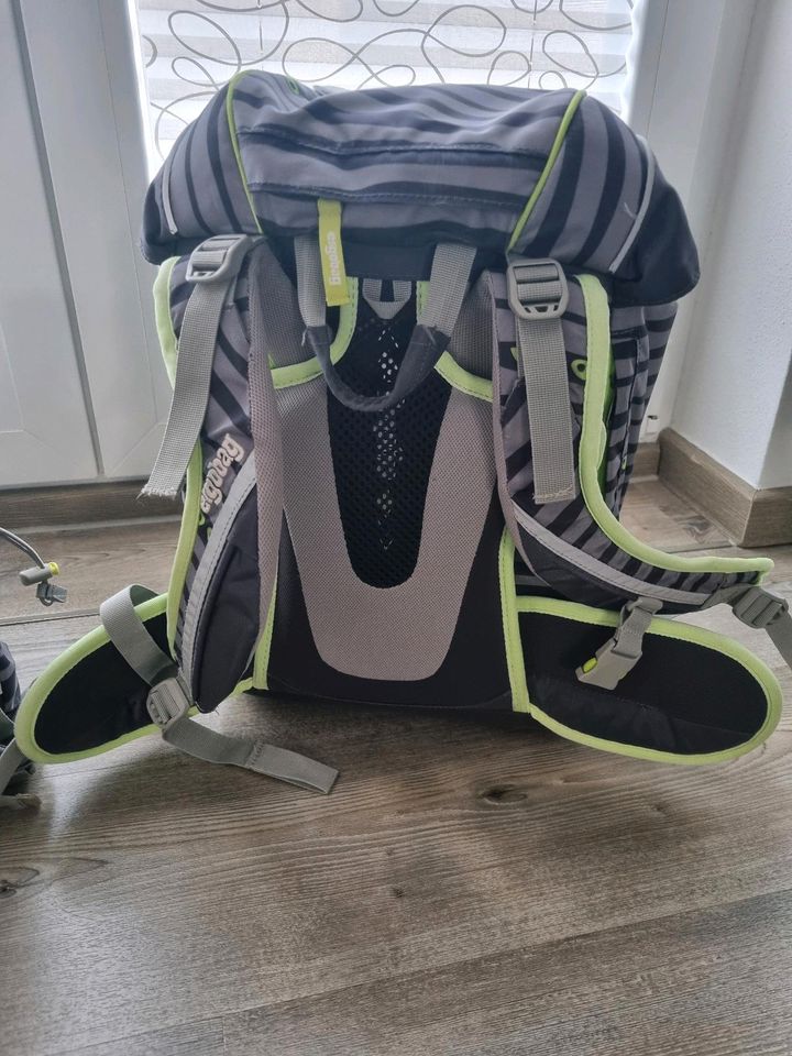 Ergobag Schulranzen +Sporttasche + Faulenzer + Federtasche in Thale