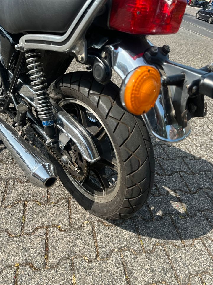 Yamaha XS 400 Bj 1980 Sondermodell Schwarz in Bad Soden-Salmünster