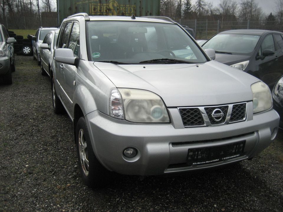 Nissan X-Trail Elegance in Salzhausen