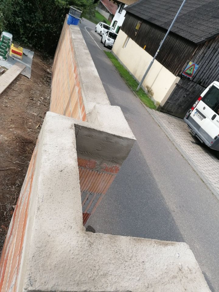 Abbruch, Stahlträger Einbau, Neubau, Beton Fundamente usw. in Ettenheim