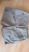 Damen Shorts gr 42 XL kurze Cargo Hose Bayern - Fahrenzhausen Vorschau