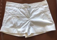 NEU - Sehr schöne weiße Shorts von Apart in Größe 42 Nordrhein-Westfalen - Erftstadt Vorschau