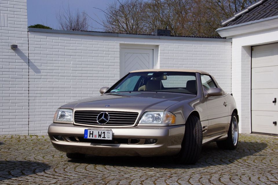 Mercedes-Benz SL 500 -*Sammlerzustand, Vollausst. Historie * in Neustadt am Rübenberge