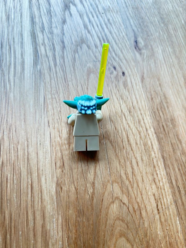 LEGO Star Wars Minifigur - Yoda CW (2009) in Köln