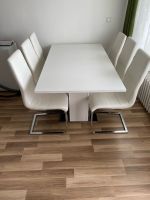 Weißer verlängerbarer Esstisch mit 6 weißen Stühlen Nordrhein-Westfalen - Moers Vorschau