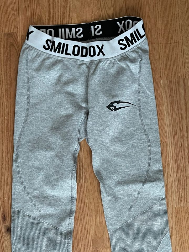 Smilodox Leggins helles grau, Gr. S in Stuttgart