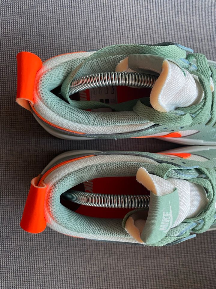 Nike Dunk Low Disrupt Sneaker Mint Orange in Bad Breisig 