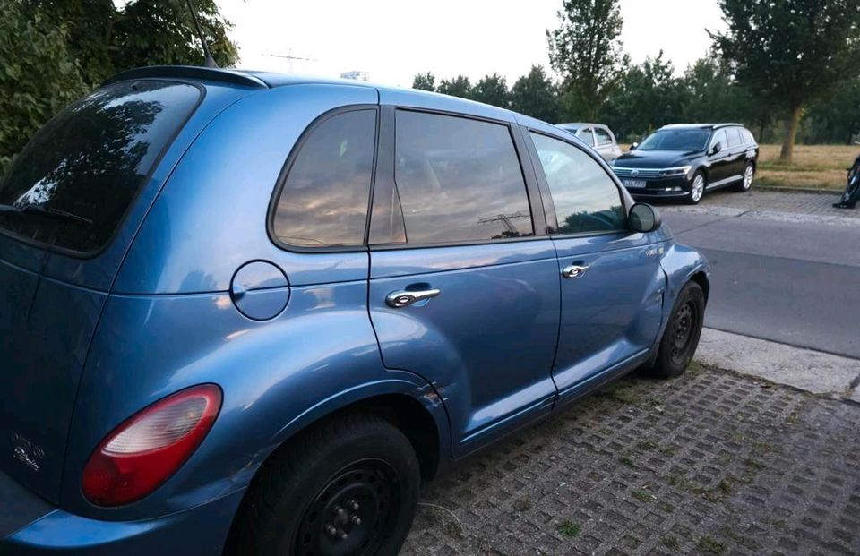 Chrysler PT Cruiser 2.2 CRD Limited blau mit Schiebedach in Frankfurt (Oder)