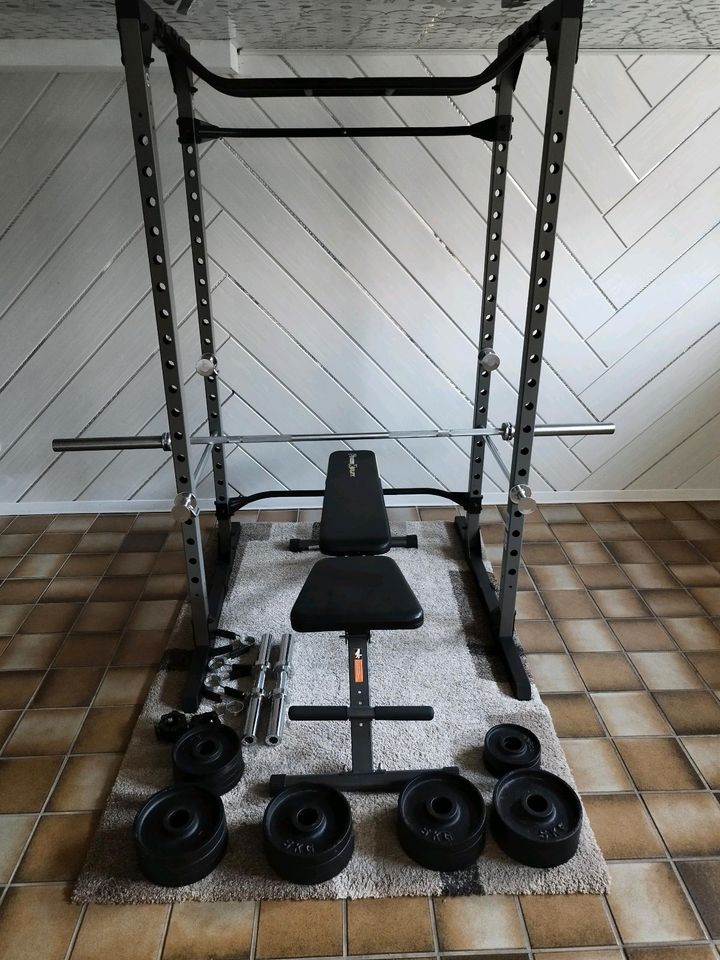 Hantelbank Home Gym Power Rack mit Gewichten in Minden