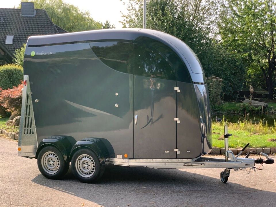 Pferdeanhänger Careliner.Thiel. Sirius.für Sie in Ausstellung in Stelle