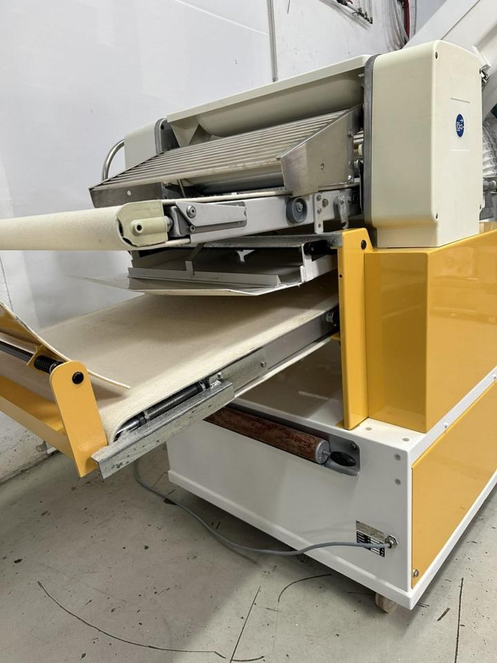 Ausrollmaschine Seewer Rondo SKO 68 Kombi Teigausrollmaschine in Mörfelden-Walldorf