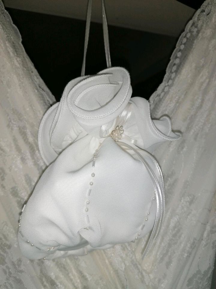 Hochzeitskleid (Umstandsmode) Size 4 in Hartheim