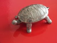 Vintage Schildkröte, Pillendose,Süßstoffdose aus Metall mit Zange Nordrhein-Westfalen - Rüthen Vorschau