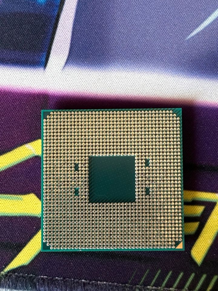 AMD RYZEN 5 2600 CPU in Nürnberg (Mittelfr)