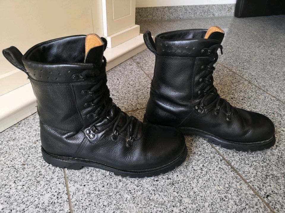 Bundeswehrstiefel, Springerstiefel, BW Stiefel in Mönchengladbach