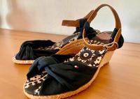 Tommy Hilfiger Keilsandalette 37 - black Sachsen - Markkleeberg Vorschau