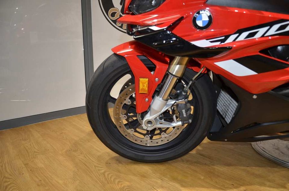 BMW S 1000 RR 3 Pakete/ Schmiederäder in Oeversee