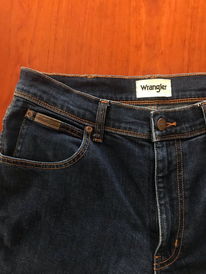 Wrangler Jeans Texas Taper, 30 x 30, neuwertig in Hille